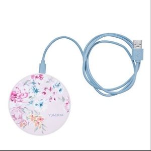 Yumi kim wireless charging pad